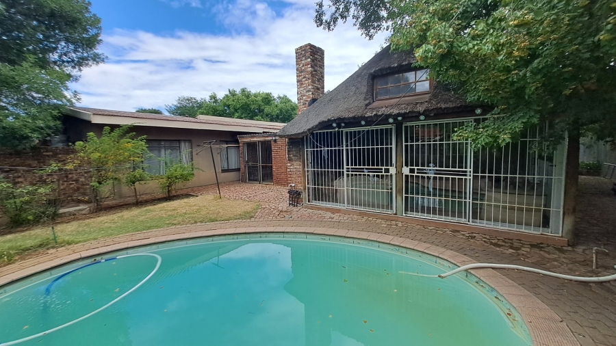 7 Bedroom Property for Sale in Universitas Free State